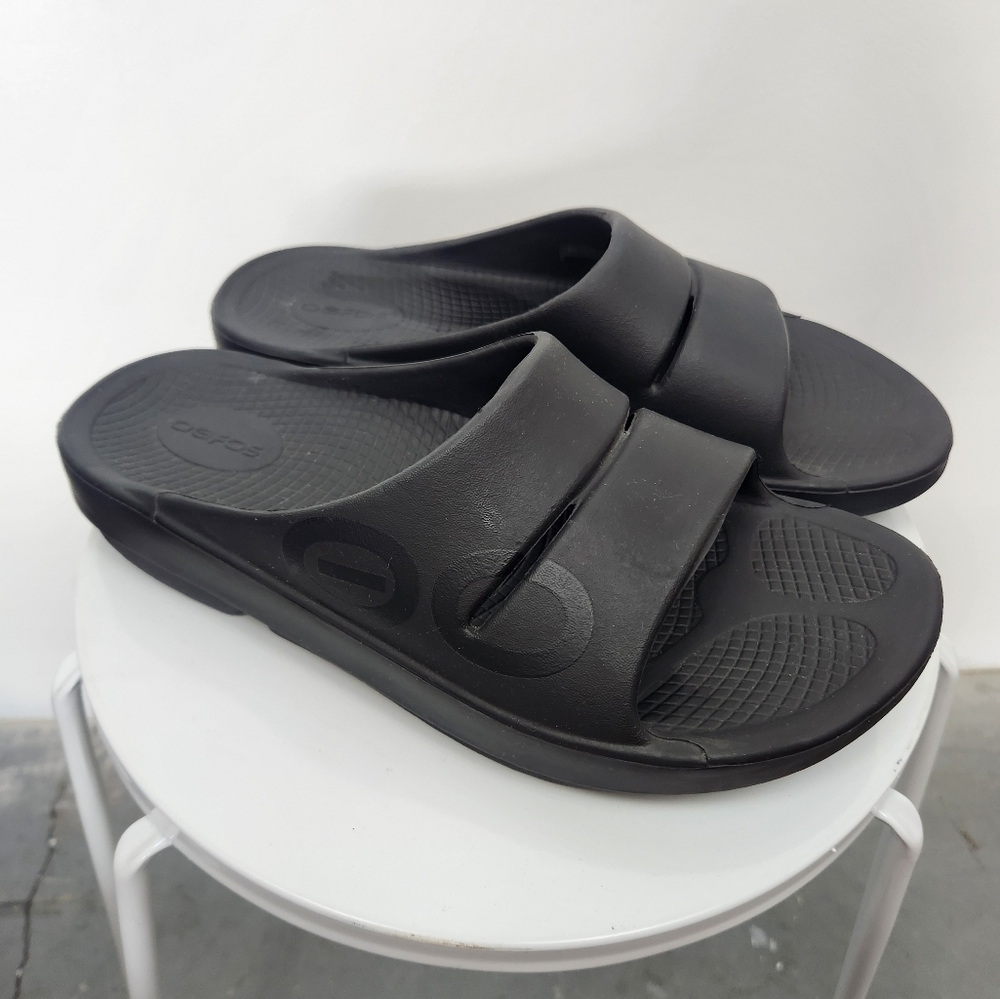 Oofos Ooah Slides Black Mens 9, Women's 11. - Picture 3 of 6